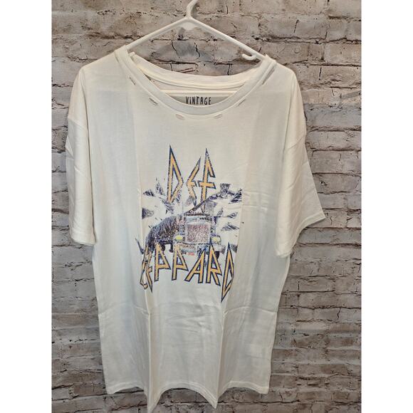 Vintage Canvas Unisex Graphic Tee Size Medium Distressed Def Lepard Shirt NWoT - Picture 1 of 4